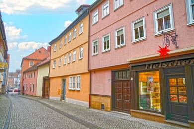Mehrfamilienhaus zum Kauf als Kapitalanlage geeignet 390.000 € 20 Zimmer 1.145 m² 778 m² Grundstück Markt 22 Schleusingen Schleusingen 98553