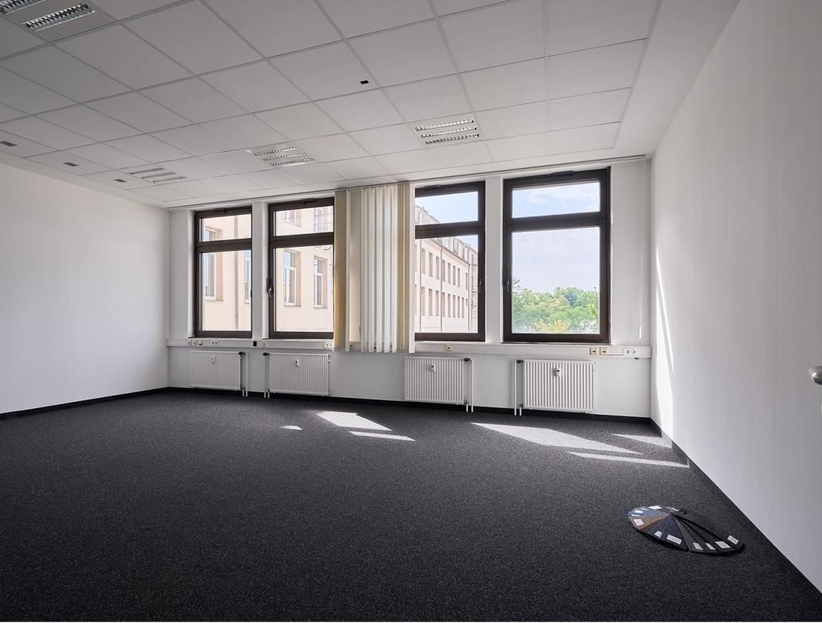 Bürofläche zur Miete 8,37 € 2.032,9 m²<br/>Bürofläche Katzwanger Straße 150 Gibitzenhof Nürnberg 90461