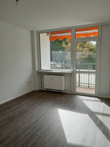 Wohnung zur Miete nur mit Wohnberechtigungsschein 514,78 € 3 Zimmer 78,5 m² Am Anger 22 Prohlis-Nord (Am Anger) Dresden 01237