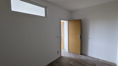 Apartment zur Miete 475 € 4 Zimmer 78,6 m² 3. Geschoss Karl-Marx-Straße 11 Spremberg Spremberg 03130