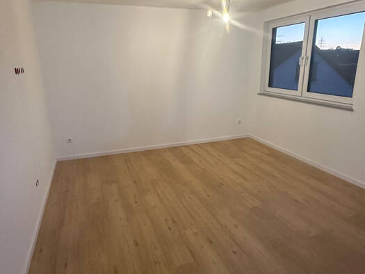 Wohnung zur Miete 1.300 € 4 Zimmer 84 m² Geschoss 3/4 frei ab sofort Hermann-Kurz-Straße 5 Maichingen Sindelfingen 71069