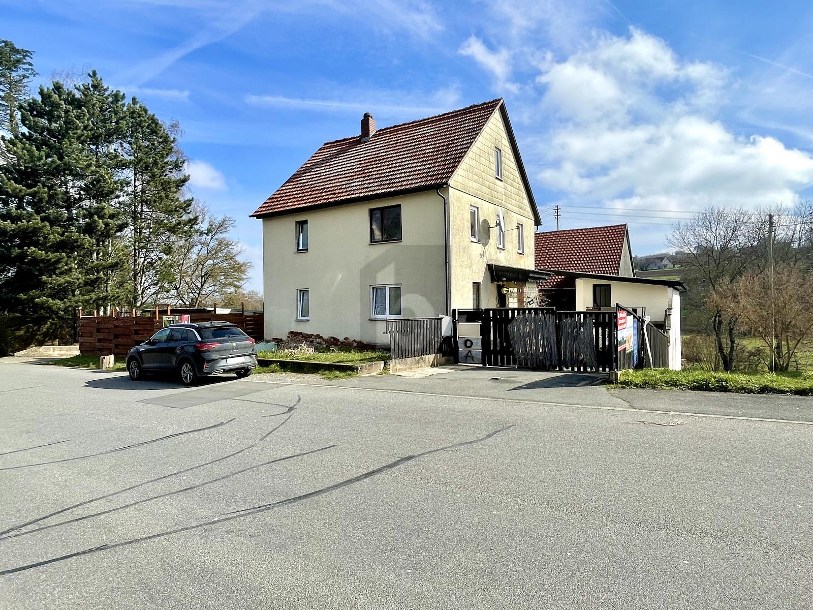 Einfamilienhaus zum Kauf 329.000 € 13 Zimmer 160 m²<br/>Wohnfläche 1.100 m²<br/>Grundstück Külsheim Külsheim 97900