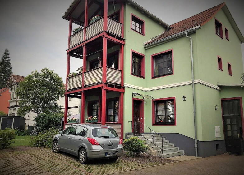 Wohn- und Geschäftshaus zum Kauf provisionsfrei als Kapitalanlage geeignet 895.000 € 753 m² 1.357 m² Grundstück Zimmerbergstraße 4 Bad Tabarz 99891