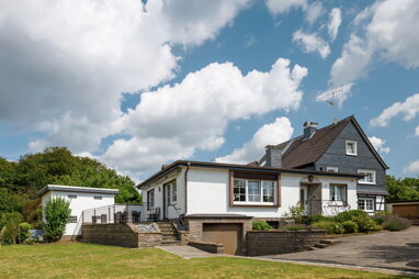 Haus zum Kauf 575.000 € 10 Zimmer 205,6 m² 1.938 m² Grundstück Wermelskirchen Wermelskirchen / Büschhausen 42929