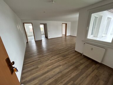 Wohnung zur Miete 370 € 2 Zimmer 61,9 m² 4. Geschoss frei ab sofort Heidestr. 26 Salzmannstraße Magdeburg 39112