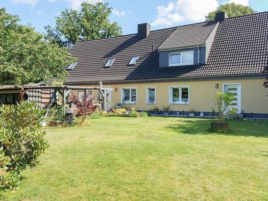Mehrfamilienhaus zum Kauf 498.000 € 7 Zimmer 229 m² 1.614 m² Grundstück Abtshagen Wittenhagen / Abtshagen 18510