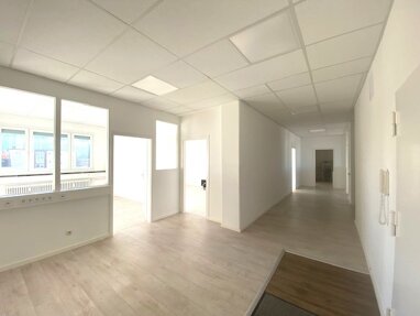 Büro-/Praxisfläche zur Miete 2.150 € 5,5 Zimmer 165 m² Bürofläche Am Riesenfeld München 80809