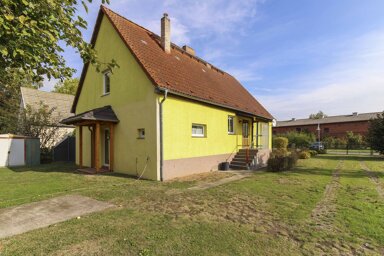 Einfamilienhaus zum Kauf 87.600 € 3 Zimmer 75,1 m² 2.086,1 m² Grundstück Neuendorf B Spantekow 17392