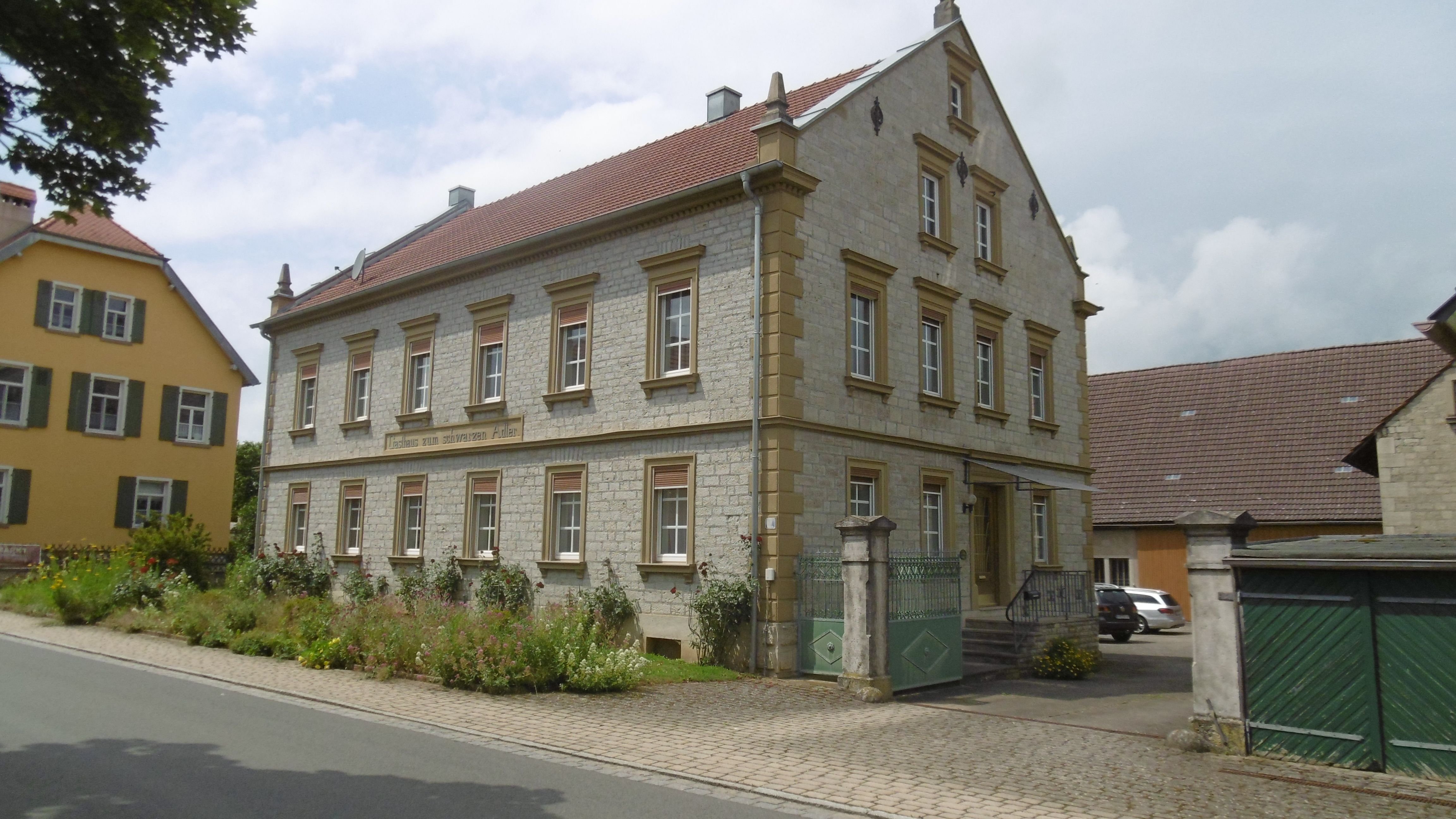 Bauernhaus zum Kauf 409.000 € 10 Zimmer 3.224 m²<br/>Grundstück Ab sofort<br/>Verfügbarkeit Hemmersheim Hemmersheim 97258