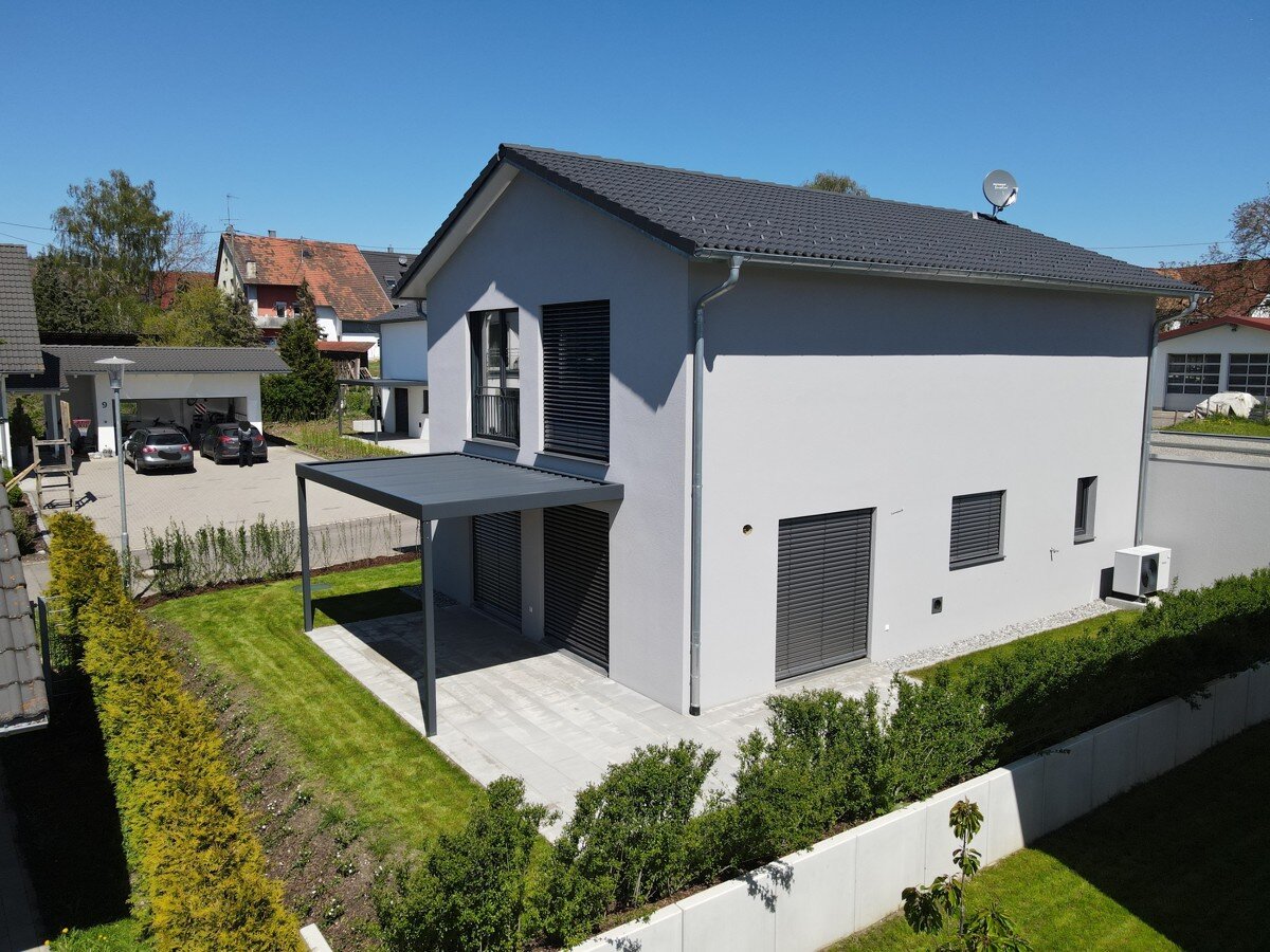 Einfamilienhaus zum Kauf 619.000 € 5,5 Zimmer 135,7 m²<br/>Wohnfläche 407,2 m²<br/>Grundstück Watterdingen Tengen / Watterdingen 78250