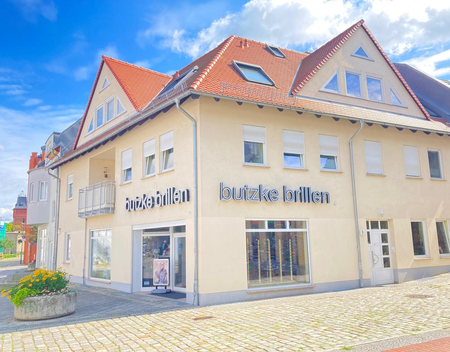 Wohnung zur Miete 500 € 3 Zimmer 80,5 m²<br/>Wohnfläche 1.<br/>Geschoss Beethovenstraße 3 Forst-Stadt Forst (Lausitz) 03149