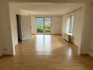 Doppelhaushälfte zum Kauf 125.000 € 6 Zimmer 110 m² 287 m² Grundstück Osterode Osterode 37520