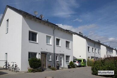 Mehrfamilienhaus zum Kauf 118.000 € 150 m² 2.320 m² Grundstück Meißen Meißen 01662