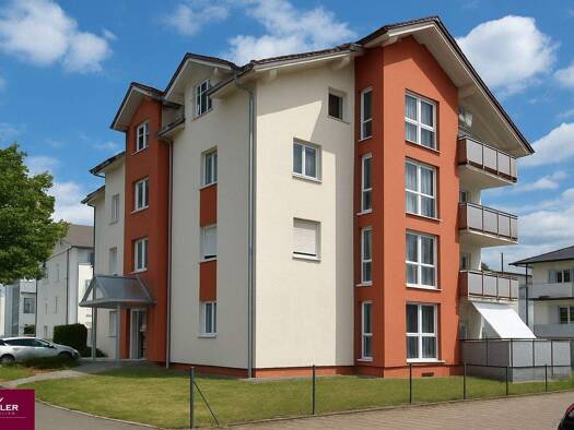 Mehrfamilienhaus zum Kauf als Kapitalanlage geeignet 1.800.000 € 19 Zimmer 719,2 m² 599 m² Grundstück Trossingen 78647