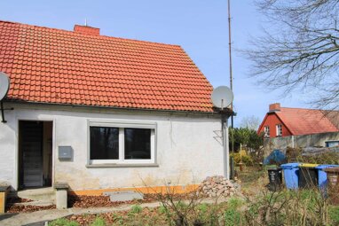 Doppelhaushälfte zum Kauf 150.000 € 4 Zimmer 88,3 m² 1.005,3 m² Grundstück Garz Garz/Rügen 18574