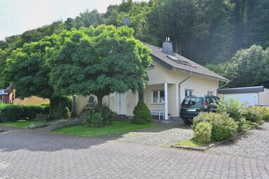 Einfamilienhaus zum Kauf 395.000 € 4 Zimmer 120,6 m² 654 m² Grundstück Grundschule Namedy 1 Andernach 56626