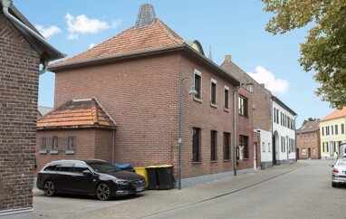 Einfamilienhaus zum Kauf 326.000 € 7 Zimmer 266 m² 595 m² Grundstück Gerderath Erkelenz 41812
