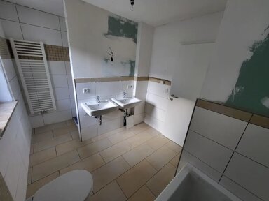 Haus zum Kauf provisionsfrei 156.000 € 5 Zimmer 145 m² 230 m² Grundstück Am Ziegelstadelberg Pillham Ruhstorf a.d.Rott 94099