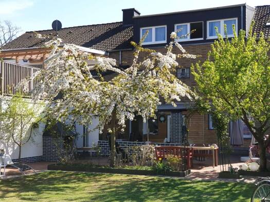 Mehrfamilienhaus zum Kauf 395.000 € 9 Zimmer 225 m² 793 m² Grundstück Lipperbruch Lippstadt 59558