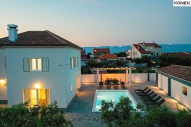 Haus zum Kauf 850.000 € 4 Zimmer 191 m² 1.011 m² Grundstück Zadar 23000
