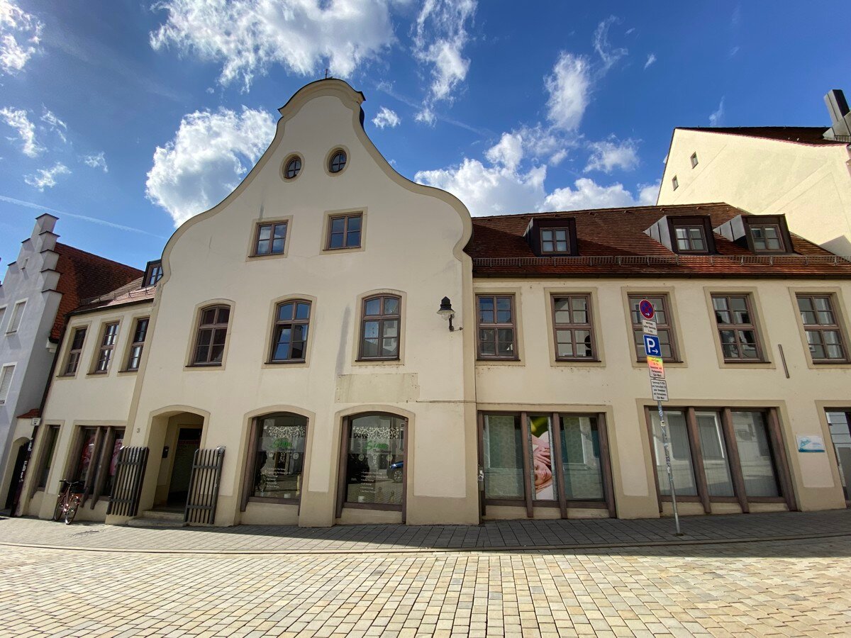 Haus zum Kauf 300 m²<br/>Wohnfläche 440 m²<br/>Grundstück Altstadt - Südwest Ingolstadt 85049