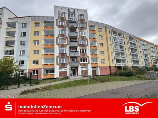 Wohnung zur Miete 607 € 4 Zimmer 75,8 m² frei ab sofort Schmarl Rostock 18106