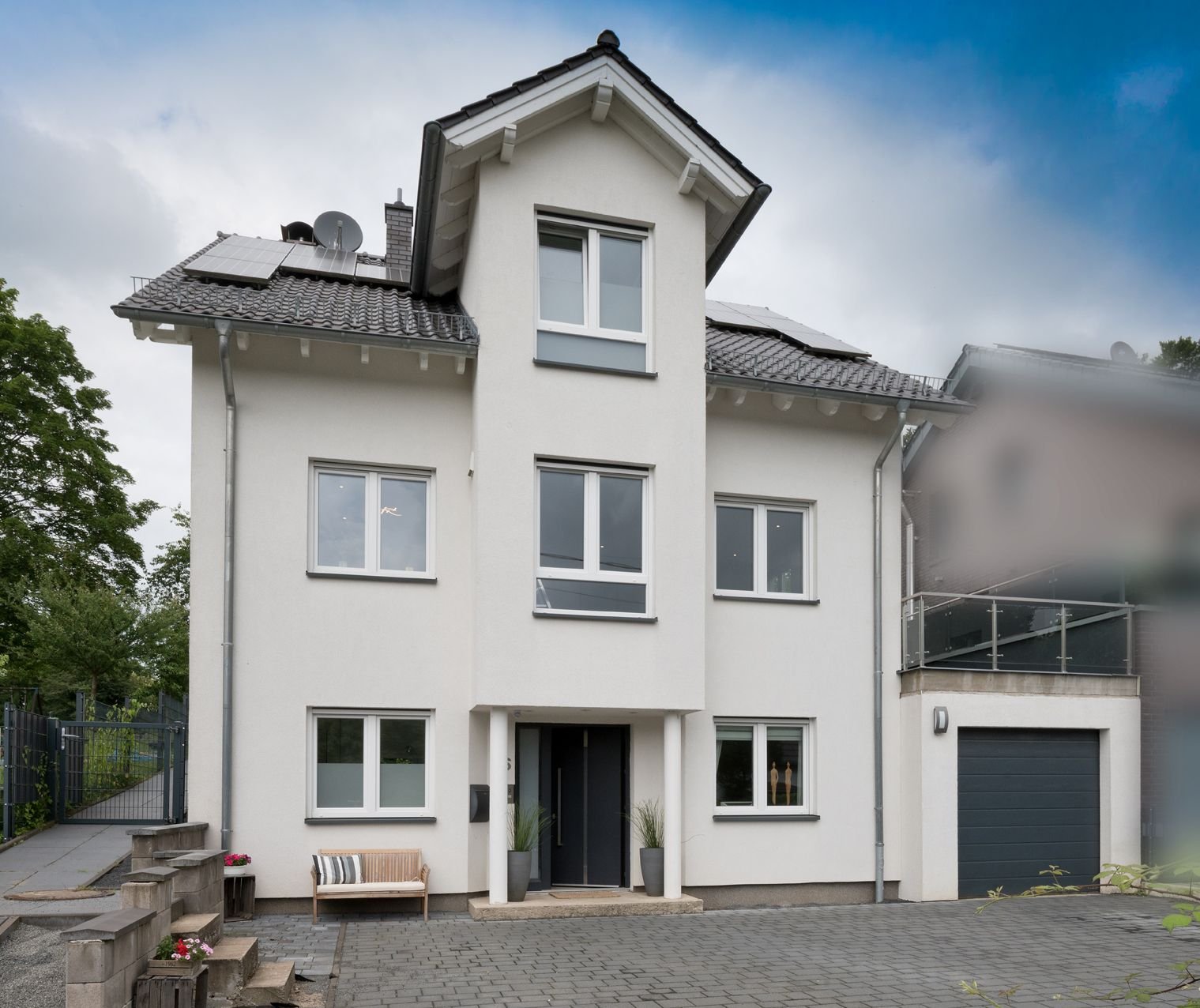 Einfamilienhaus zum Kauf 787.000 € 5 Zimmer 196 m²<br/>Wohnfläche 616 m²<br/>Grundstück Brühl - Vockert Solingen 42657