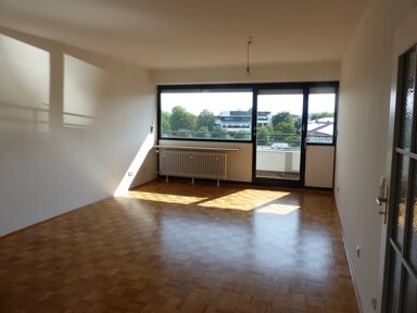 Wohnung zur Miete 700 € 4 Zimmer 114 m² frei ab sofort Kräutlerstraße 8 Deggendorf Deggendorf 94469