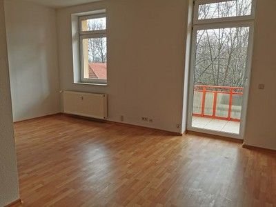 Wohnung zur Miete 363 € 2 Zimmer 60,4 m²<br/>Wohnfläche 1.<br/>Geschoss ab sofort<br/>Verfügbarkeit Selauer Straße 65a Weißenfels Weißenfels 06667