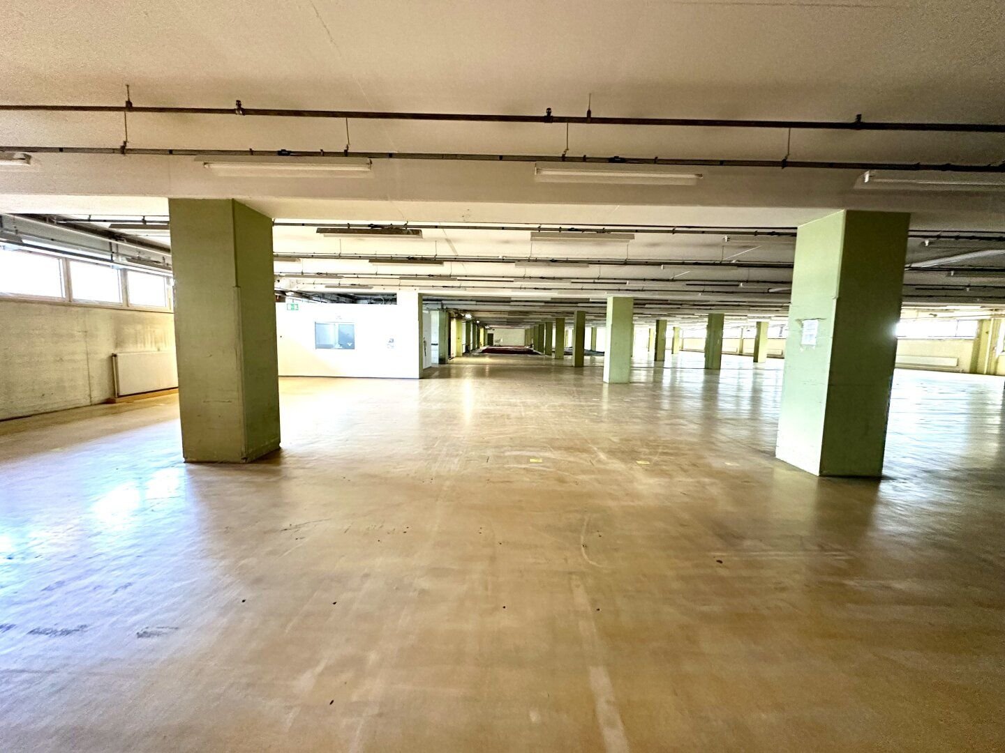 Halle/Industriefläche zur Miete 3,50 € 1.500 m²<br/>Lagerfläche Triester Straße Puntigam Graz 8055