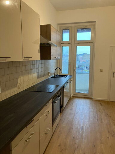 Wohnung zur Miete 499 € 3 Zimmer 91,6 m² 3. Geschoss frei ab 01.01.2025 Ritterstraße 15 Zentrum 013 Chemnitz 09111