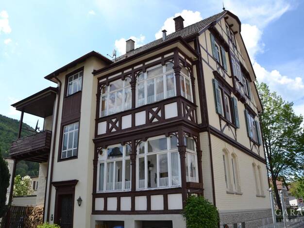 Villa zum Kauf 599.000 € 12 Zimmer 280 m² 312 m² Grundstück Bad Urach 72574