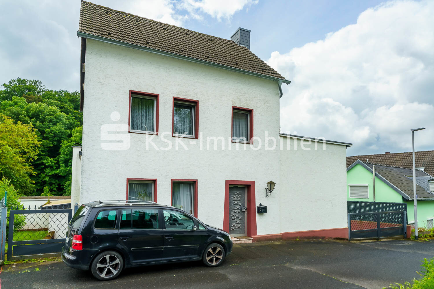 Einfamilienhaus zum Kauf 699.000 € 6 Zimmer 199 m²<br/>Wohnfläche 1.727 m²<br/>Grundstück Wahllokal 150 Siegburg / Wolsdorf 53721