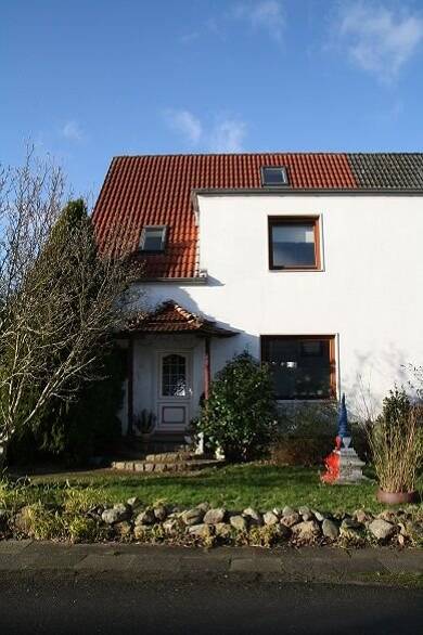 Doppelhaushälfte zum Kauf 250.000 € 5 Zimmer 108 m² 527 m² Grundstück Sebaldsbrück Bremen 28309