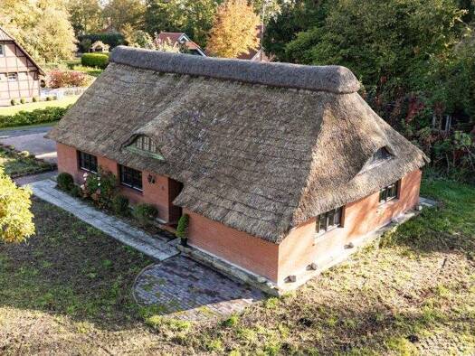 Einfamilienhaus zum Kauf 189.000 € 3 Zimmer 91,2 m² 2.336 m² Grundstück frei ab sofort Norderschwei Stadland 26936