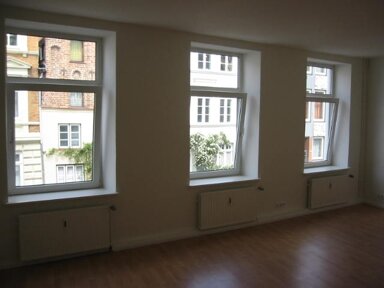 Wohnung zur Miete 760 € 2 Zimmer 68 m² 1. Geschoss Innenstadt Lübeck 23552