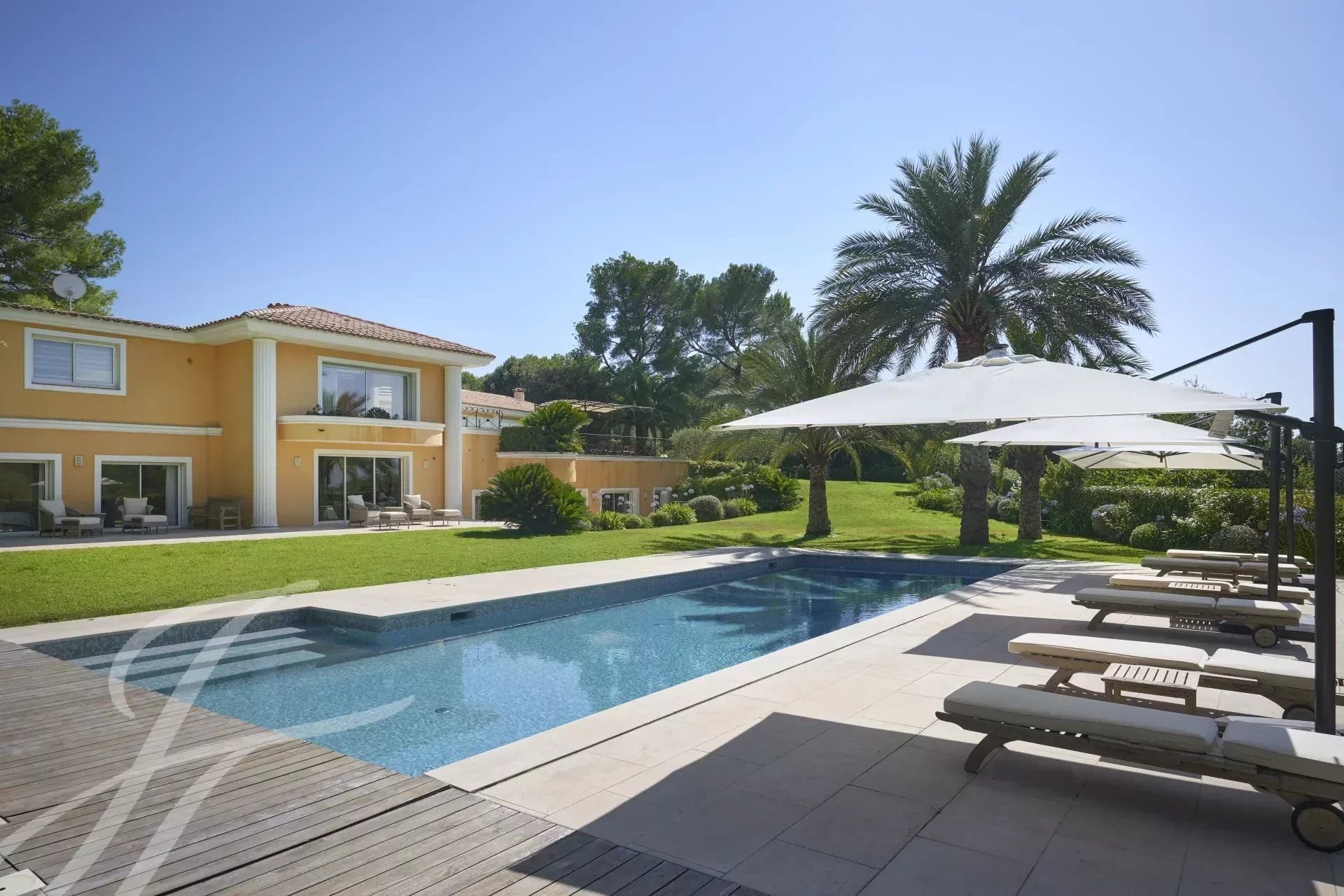 Einfamilienhaus zum Kauf provisionsfrei 6.500.000 € 11 Zimmer 555 m²<br/>Wohnfläche 3.900 m²<br/>Grundstück Pibonson-Les Faisses-Ranguin Mougins 06250