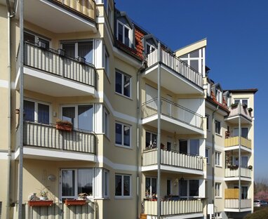 Wohnung zum Kauf 74.000 € 2 Zimmer 57,1 m² 4. Geschoss Rosa-Luxemburg-Str. 90 Nordvorstadt 152 Zwickau 08058