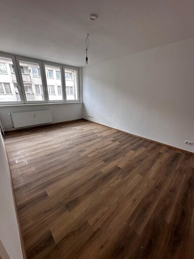 Wohnung zur Miete 560 € 2,5 Zimmer 70 m² 3. Geschoss Altstadt Duisburg 47051