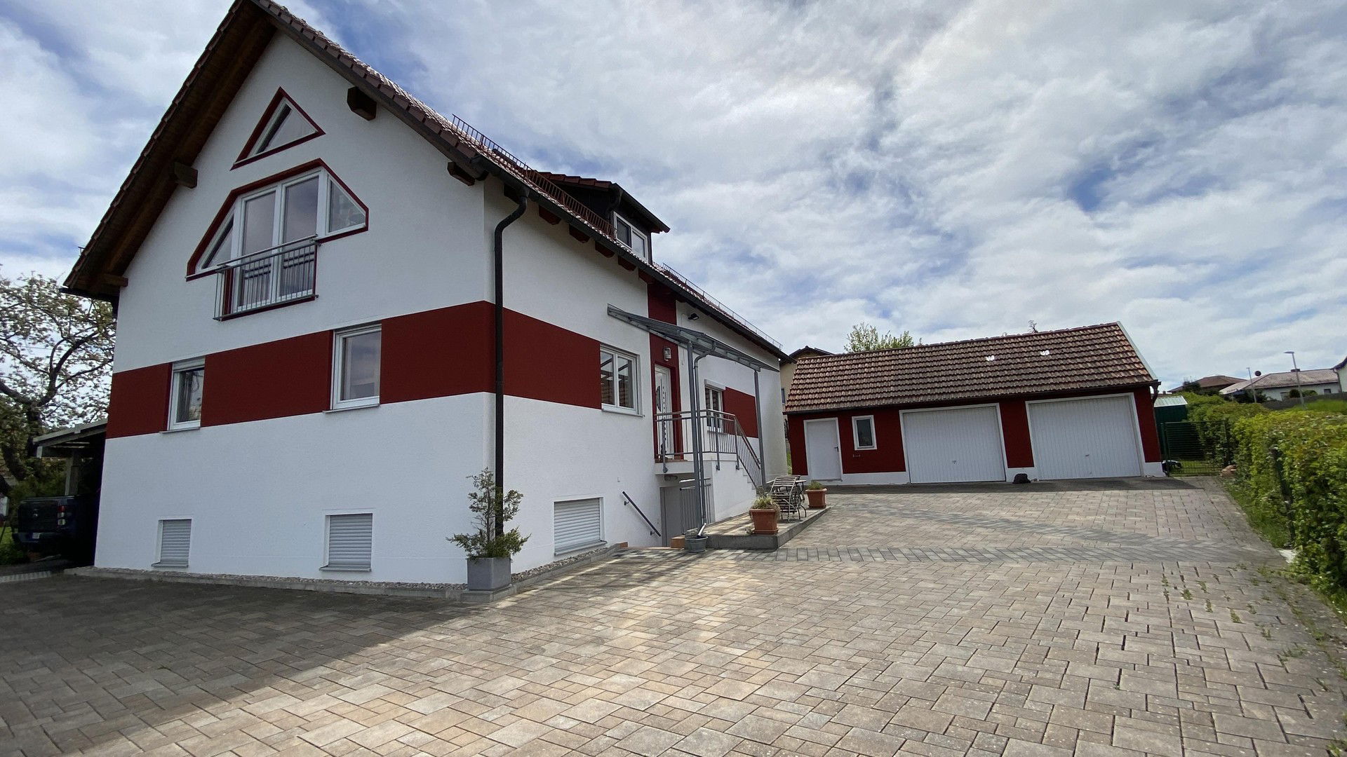 Mehrfamilienhaus zum Kauf provisionsfrei 679.000 € 8 Zimmer 200 m²<br/>Wohnfläche 1.015 m²<br/>Grundstück Thalmassing Thalmassing 93107