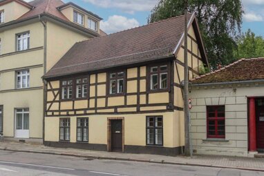 Einfamilienhaus zum Kauf 199.000 € 5 Zimmer 132,1 m² 420,1 m² Grundstück Altstadt Güstrow 18273