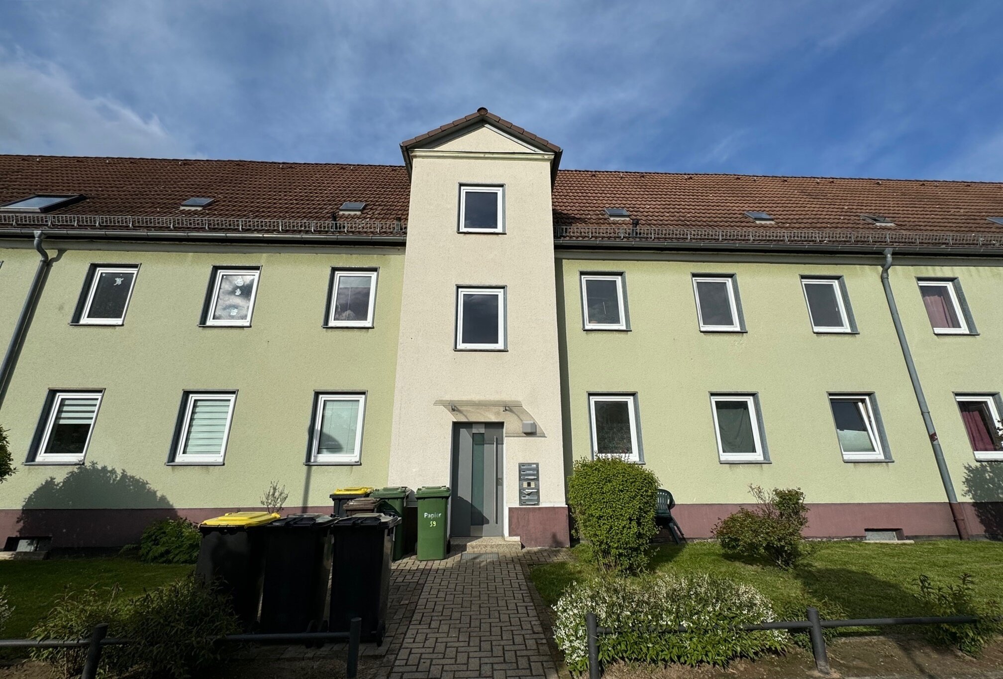 Mehrfamilienhaus zum Kauf 375.000 € 17 Zimmer 255 m²<br/>Wohnfläche 902 m²<br/>Grundstück Ochshausen Lohfelden 34253