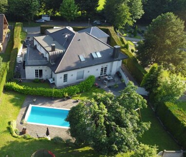 Mehrfamilienhaus zum Kauf 1.190.000 € 10 Zimmer 400 m² 1.643 m² Grundstück Heiligenhaus Overath 51491