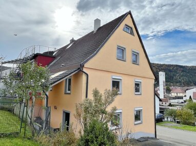 Haus zum Kauf 205.000 € 5,5 Zimmer 110 m² 106 m² Grundstück frei ab sofort Nusplingen 72362