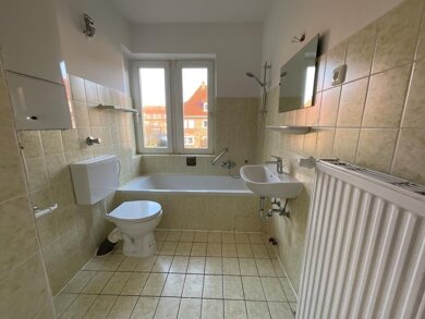 Wohnung zur Miete 301 € 2 Zimmer 45,7 m² 1. Geschoss Goethestraße 28 Bant Wilhelmshaven 26382