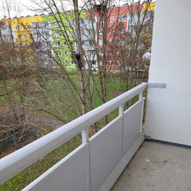 Wohnung zur Miete 425 € 4 Zimmer 71,8 m² 2. Geschoss Ludwig-Herzfeld-Straße 8 Ortslage Ammendorf / Beesen Halle (Saale) 06132