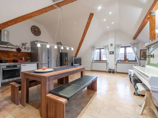 Mehrfamilienhaus zum Kauf 485.000 € 7,5 Zimmer 230 m² 269 m² Grundstück frei ab sofort Kilianstädten Schöneck 61137