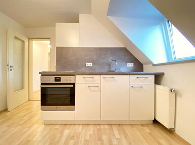 Wohnung zur Miete 860 € 2,5 Zimmer 53 m² 2. Geschoss frei ab 01.02.2025 Kirchheimer Str. 23 Landsham Landsham b. Kirchheim 85652