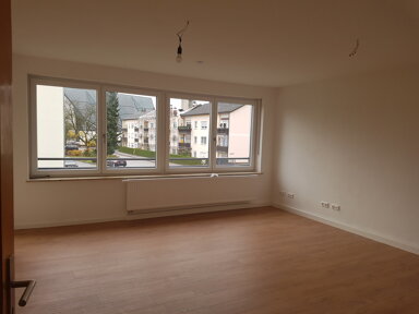 Studio zur Miete 760 € 3 Zimmer 90 m² 1. Geschoss frei ab 01.05.2025 Altötting Altötting 84503