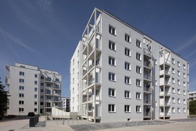 Wohnung zur Miete 857 € 2 Zimmer 57,3 m² 2. Geschoss frei ab 01.02.2025 Stendaler Straße 77 Hellersdorf Berlin 12627